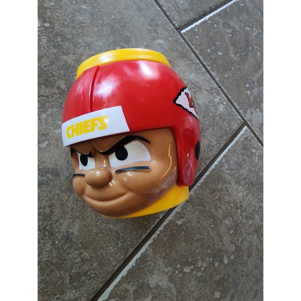 NFL Kansas City Chiefs Big Sip 16 oz 3D Character Helmet Mug Party Animal KC